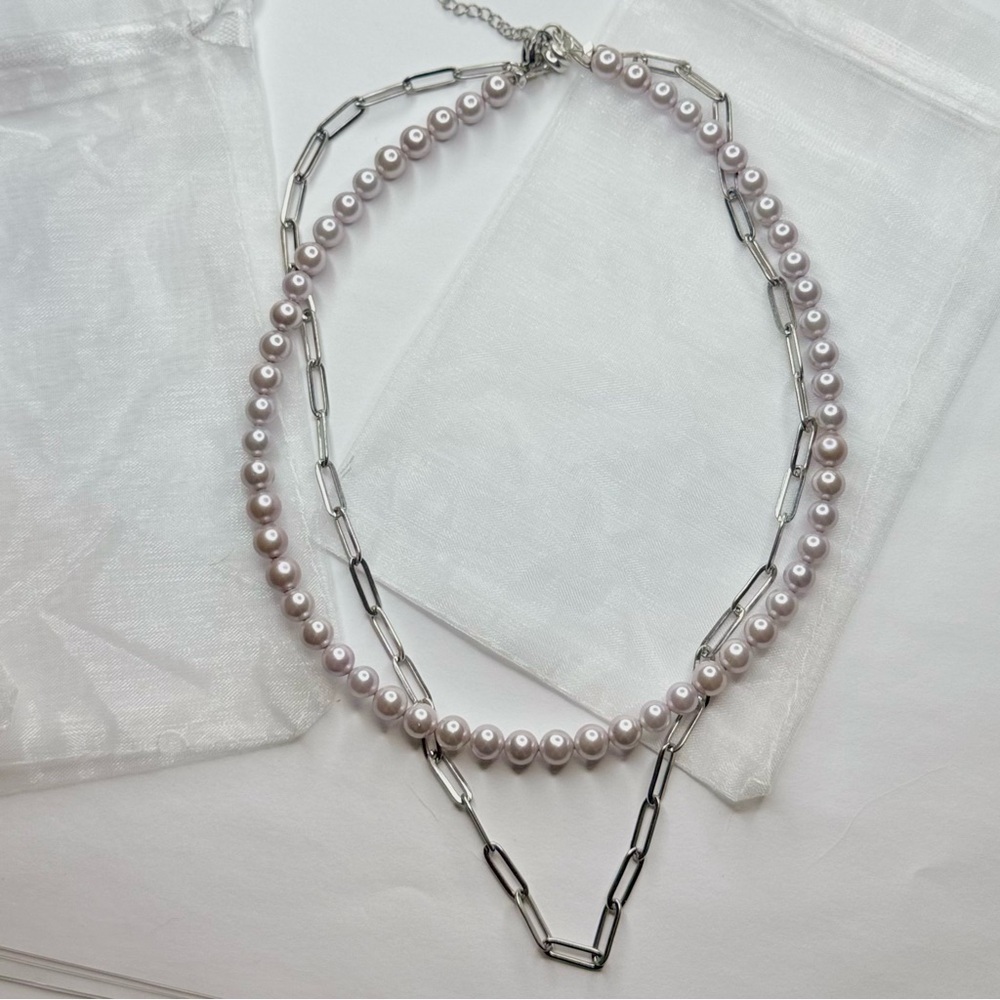 Set of 2 Necklaces | Mother of Pearl | Silver tone Paperclip Chain - Picture 2 of 3